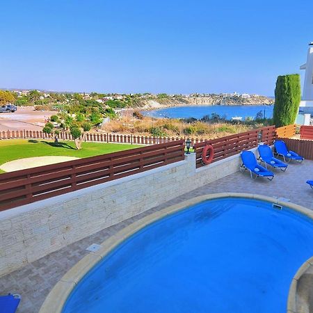 Chronas By Prestige Bookings Coral Bay Exterior photo